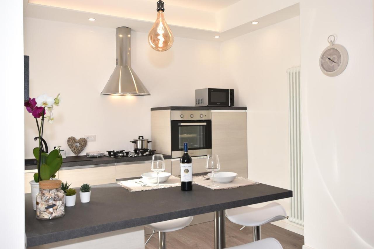 Apartamento Le Petit Bonheur Como Exterior foto