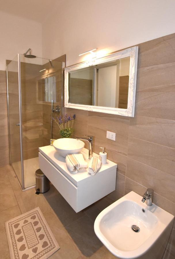 Apartamento Le Petit Bonheur Como Exterior foto