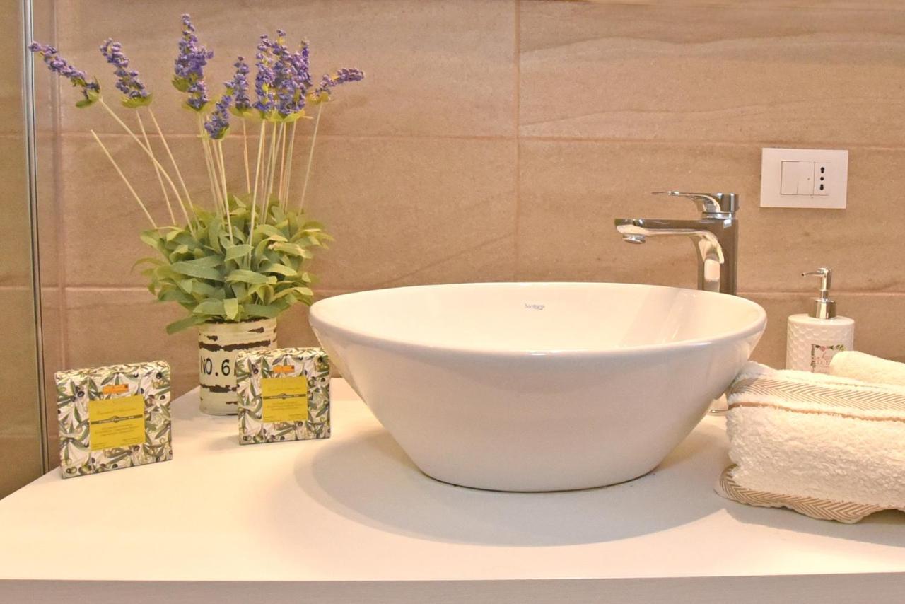 Apartamento Le Petit Bonheur Como Exterior foto